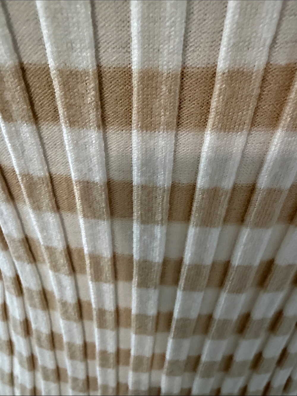 Beige and White Ribbed Midi Dress - Sleeveless - Picture 5 of 5